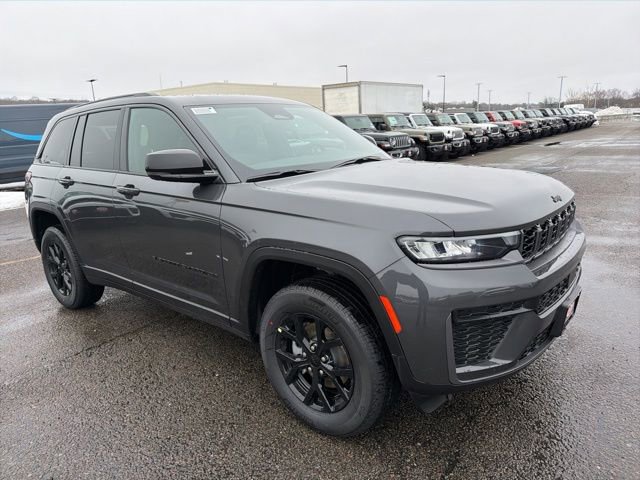 New 2026 Jeep Grand Cherokee Altitude image 1