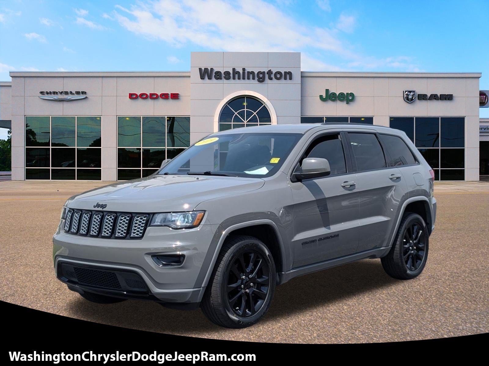 Used 2019 Jeep Grand Cherokee Altitude AWD/4WD image 1