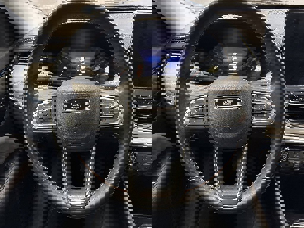 Used 2022 Jeep Compass Limited image 36