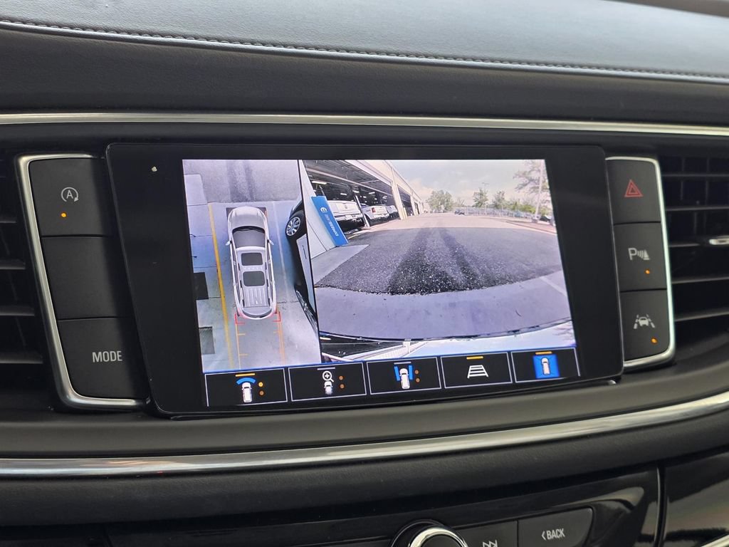 Used 2022 Buick Enclave Avenir w/ Avenir Technology Package FWD image 21