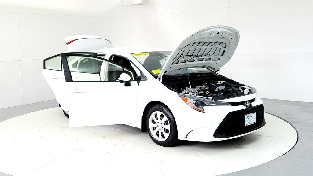 Certified 2022 Toyota Corolla LE FWD image 12