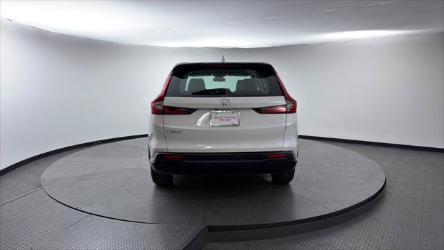Used 2024 Honda CR-V LX image 7