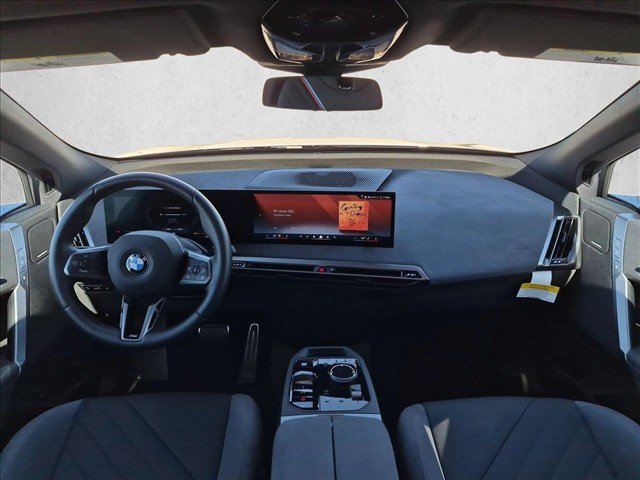 Used 2026 BMW iX xDrive60 w/ M Sport Package AWD/4WD image 19