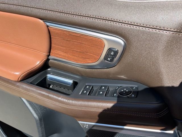 Used 2025 Ford Expedition King Ranch image 12
