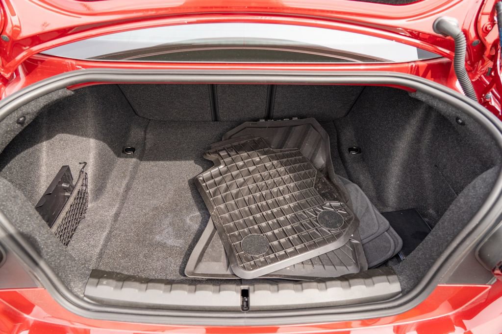 Used 2025 BMW M2 w/ Lighting Package image 8