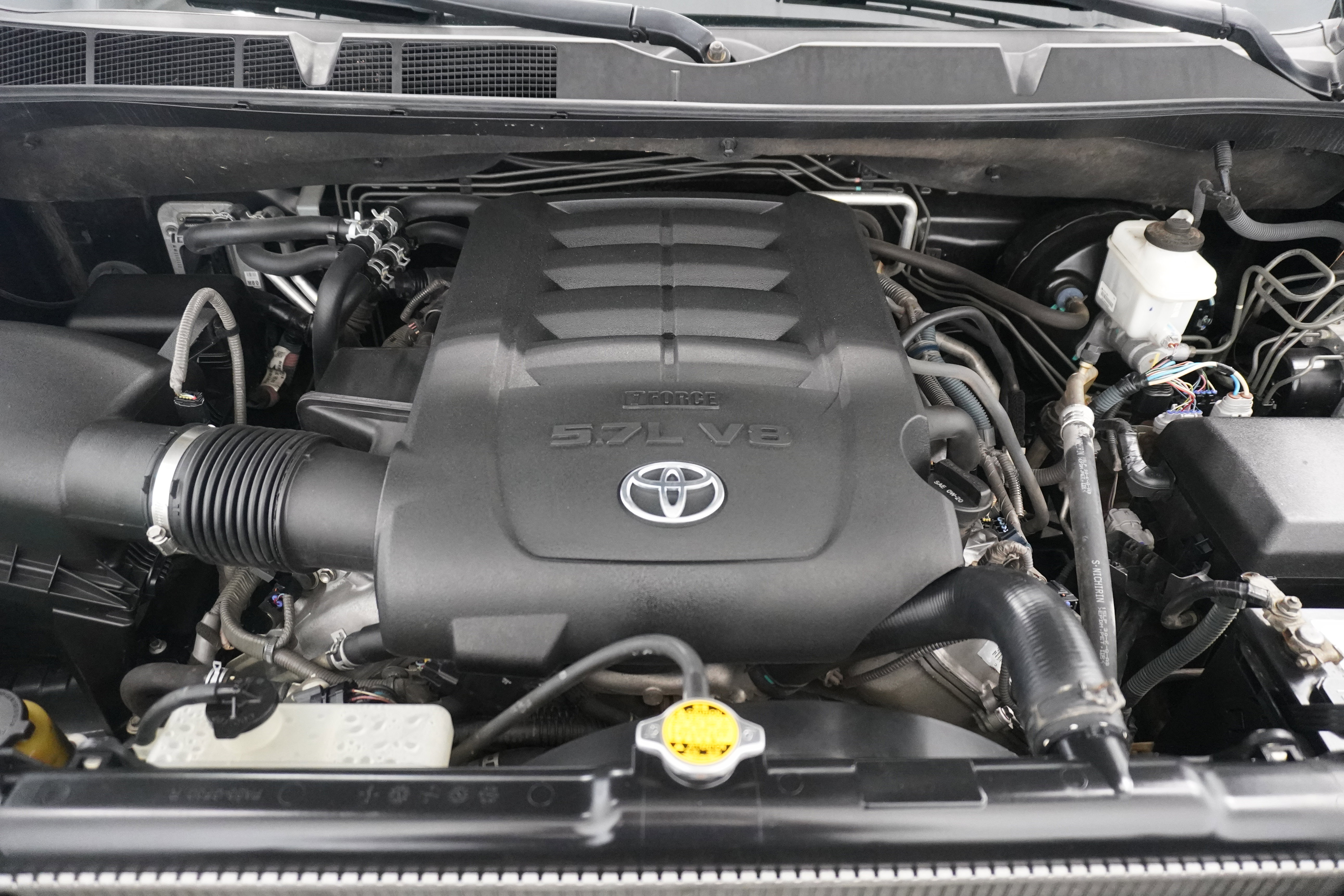 Used 2014 Toyota Sequoia Limited RWD image 31