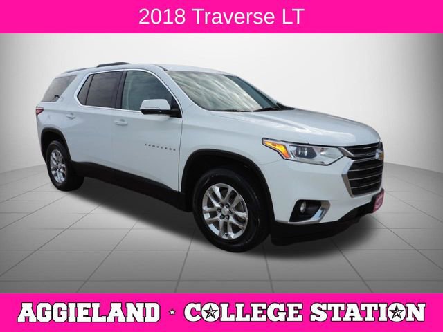 Used 2018 Chevrolet Traverse LT FWD image 1