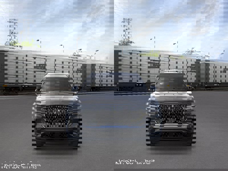 New 2026 Lincoln Aviator AWD image 6