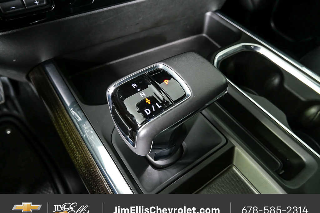 Used 2022 Chevrolet Silverado 1500 RST w/ Convenience Package II AWD/4WD image 17