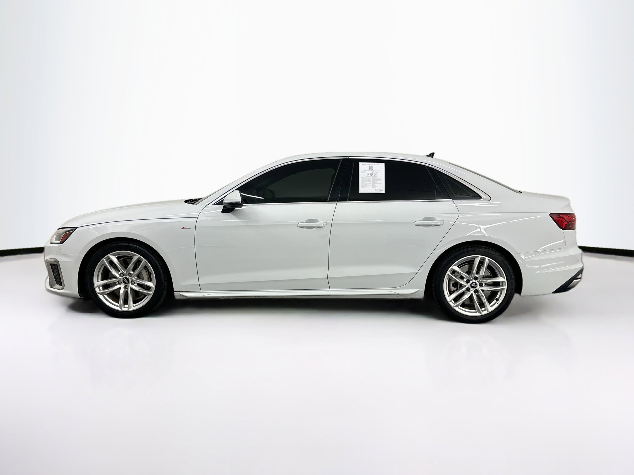 Used 2022 Audi A4 2.0T Premium Plus AWD/4WD image 4