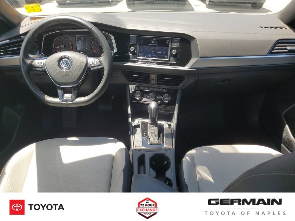 Used 2020 Volkswagen Jetta R-Line w/ R-Line Cold Weather Package FWD image 19