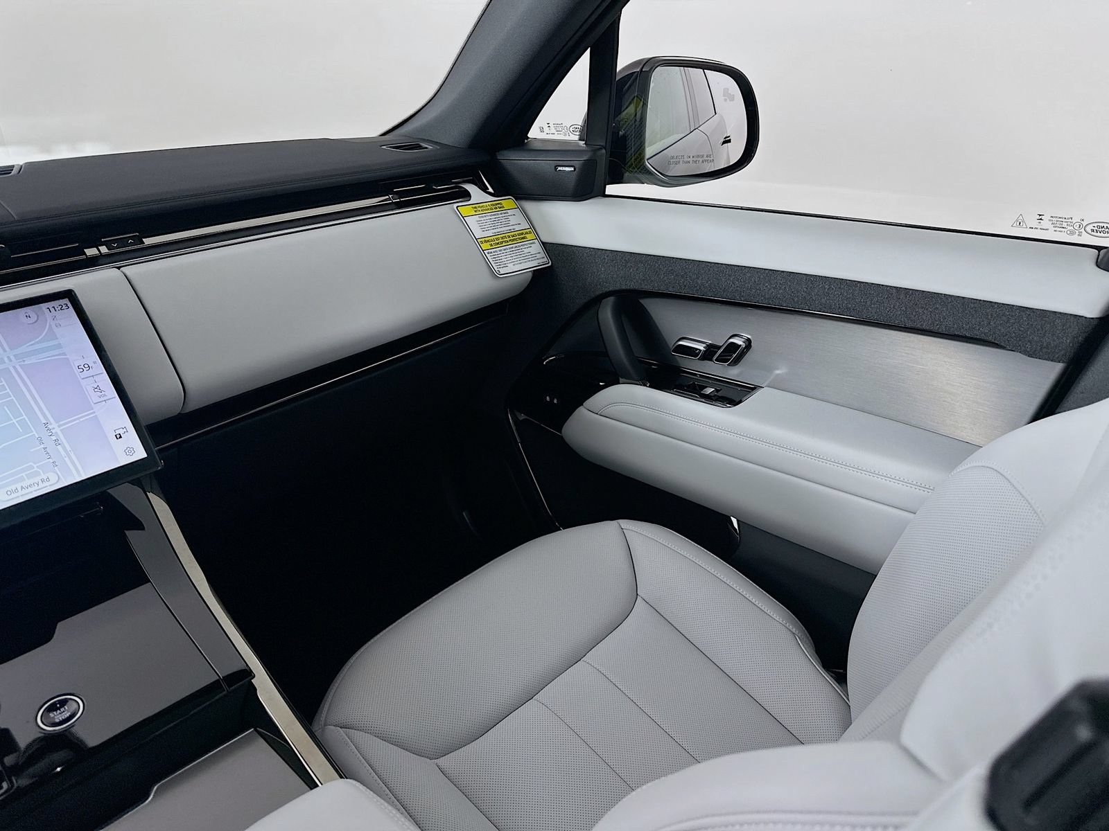 New 2026 Land Rover Range Rover Sport SE AWD/4WD image 23