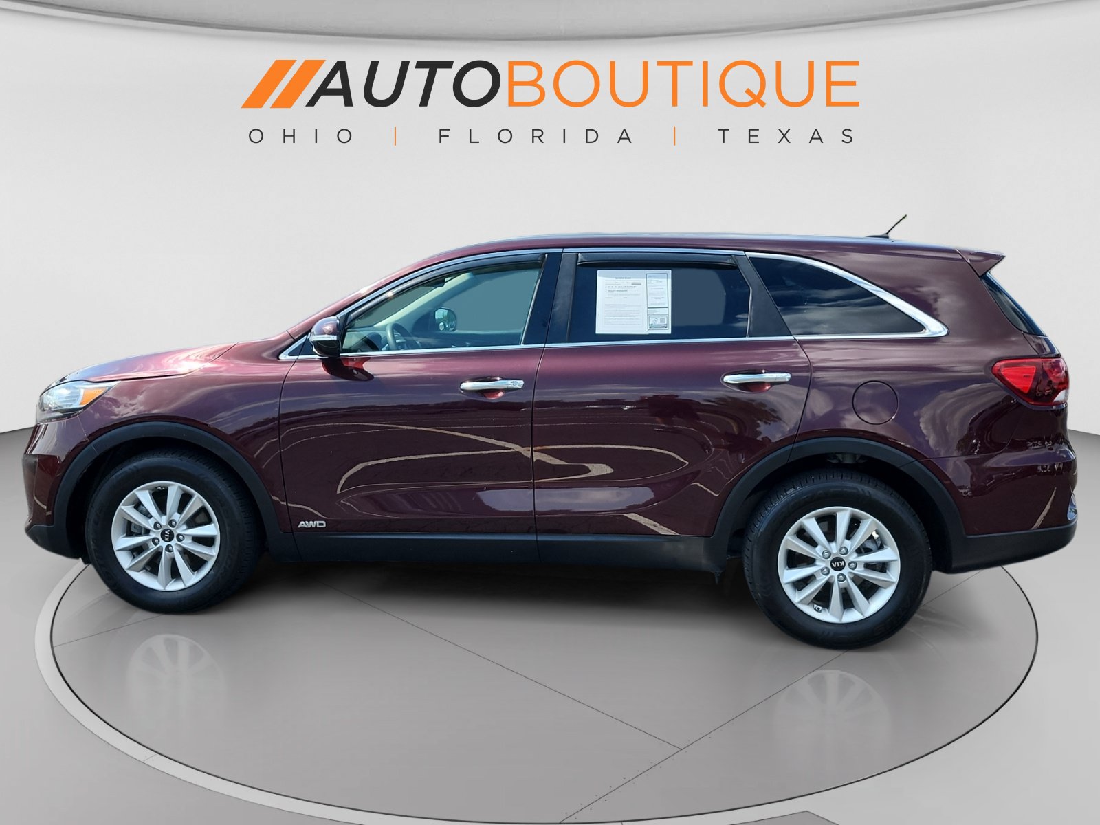 Used 2019 Kia Sorento AWD V6 image 2