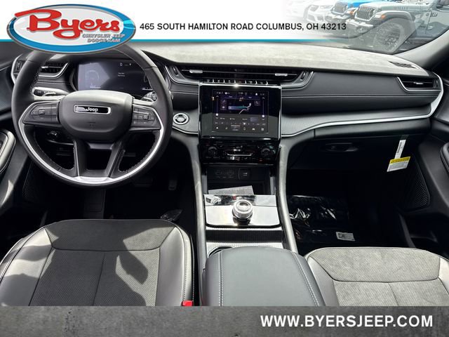 New 2025 Jeep Grand Cherokee L Altitude image 2