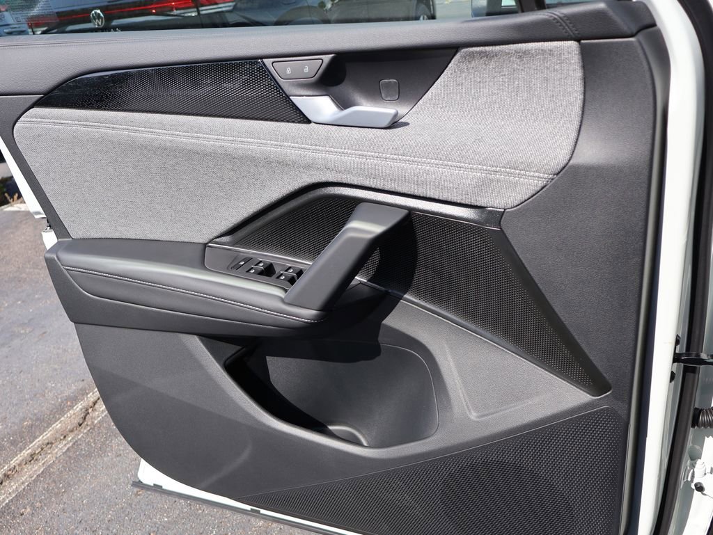 New 2025 Volkswagen Tiguan S image 36