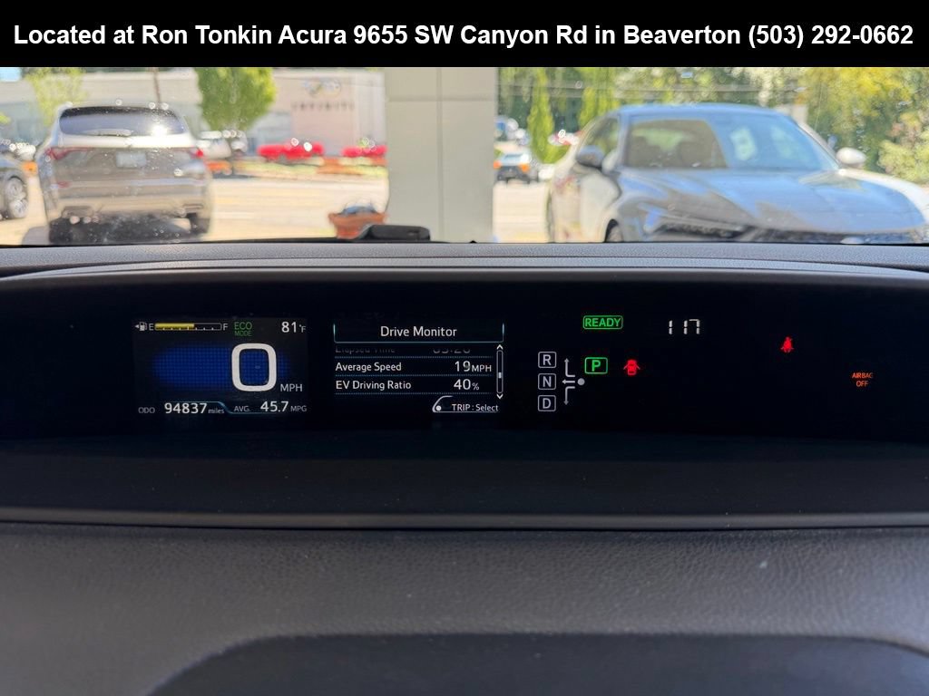 Used 2017 Toyota Prius Three Touring w/ Carpet Mat Package FWD image 23