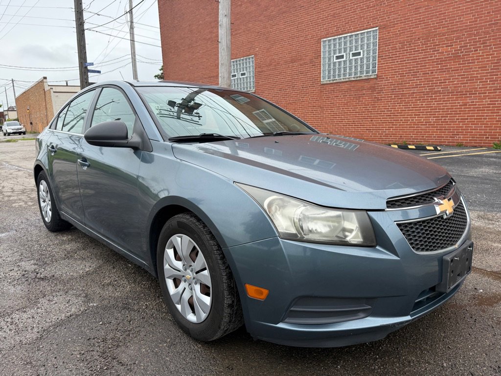 Used 2012 Chevrolet Cruze LS w/ Connectivity Package FWD image 1