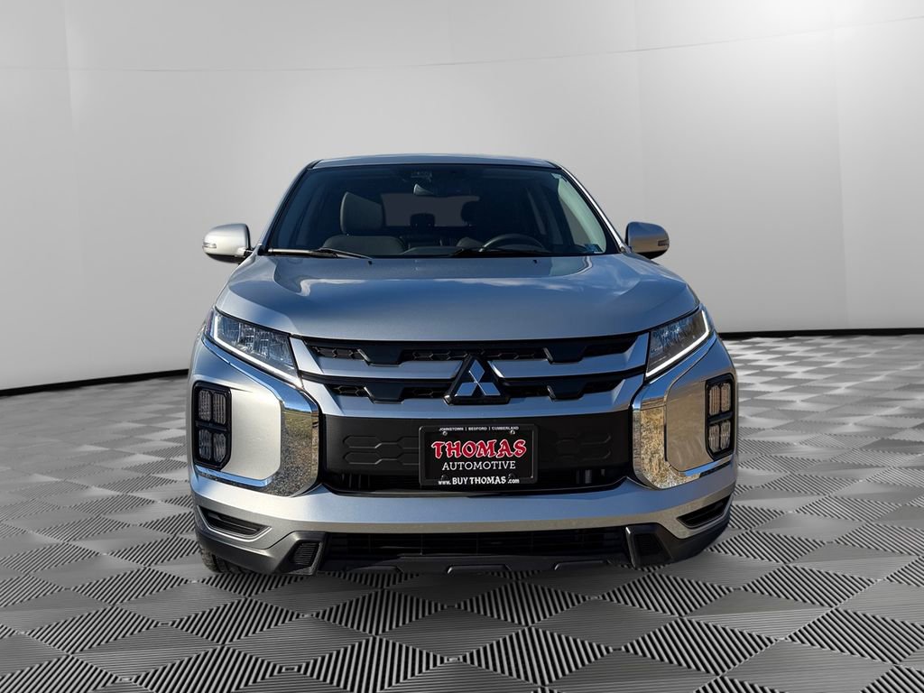 Used 2022 Mitsubishi Outlander Sport SE image 2