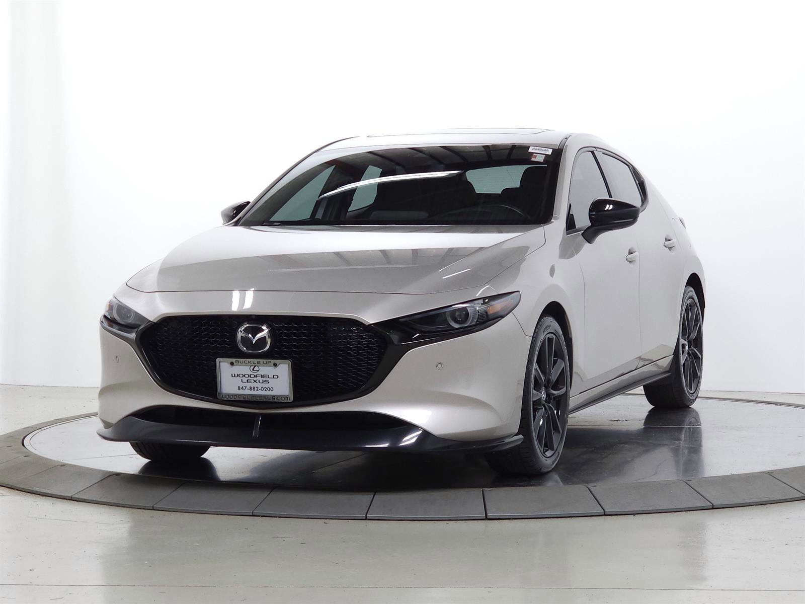 Used 2023 MAZDA MAZDA3 Hatchback w/Premium Plus Pkg AWD/4WD image 4