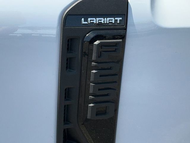 New 2026 Ford F250 Lariat w/ Black Appearance Package image 12