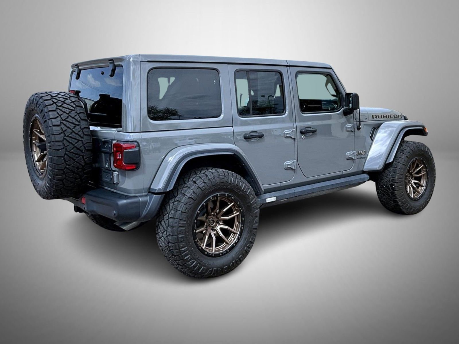 Used 2021 Jeep Wrangler Unlimited Rubicon w/ Xtreme Recon 35" Tire Package AWD/4WD image 5