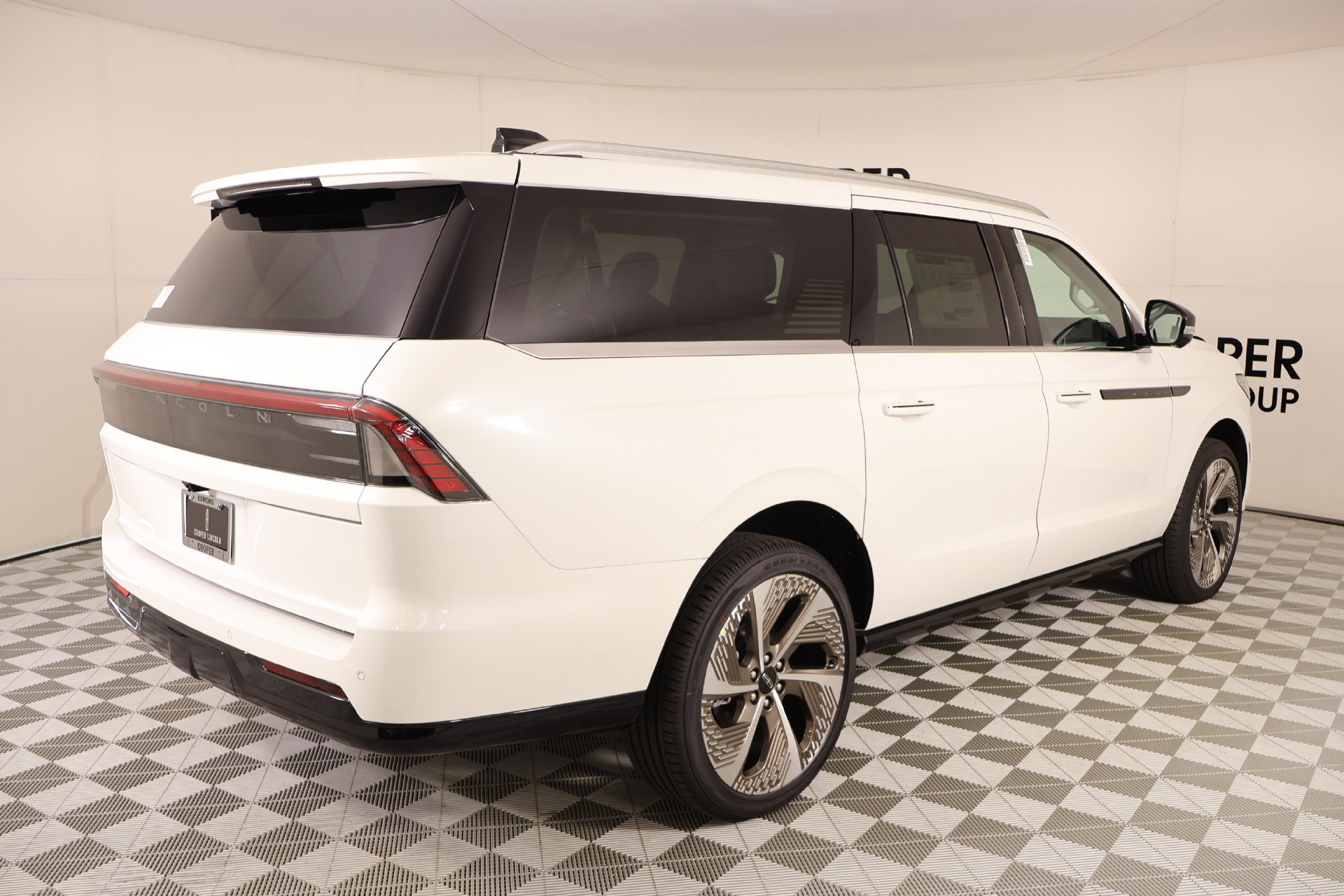 New 2027 Lincoln Navigator L Black Label AWD/4WD image 22