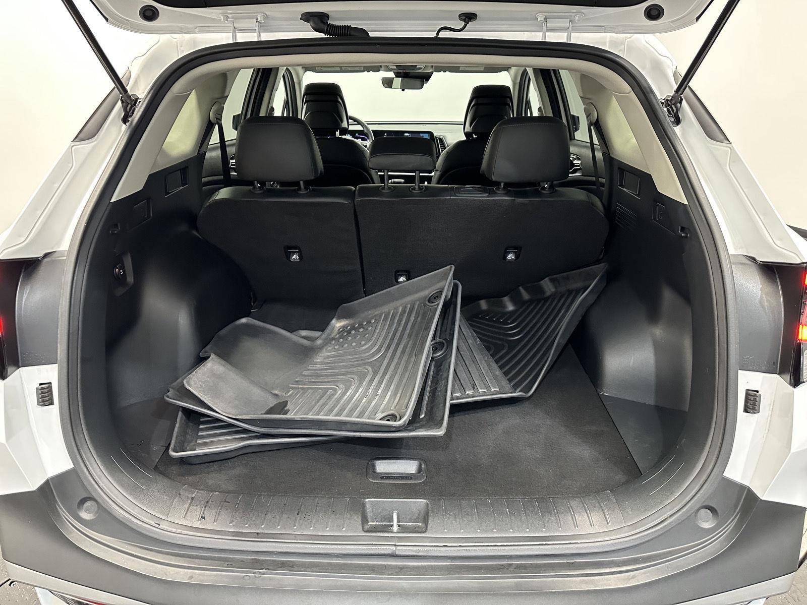 Used 2024 Kia Sportage EX image 28