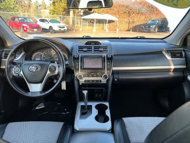 Used 2012 Toyota Camry SE image 11