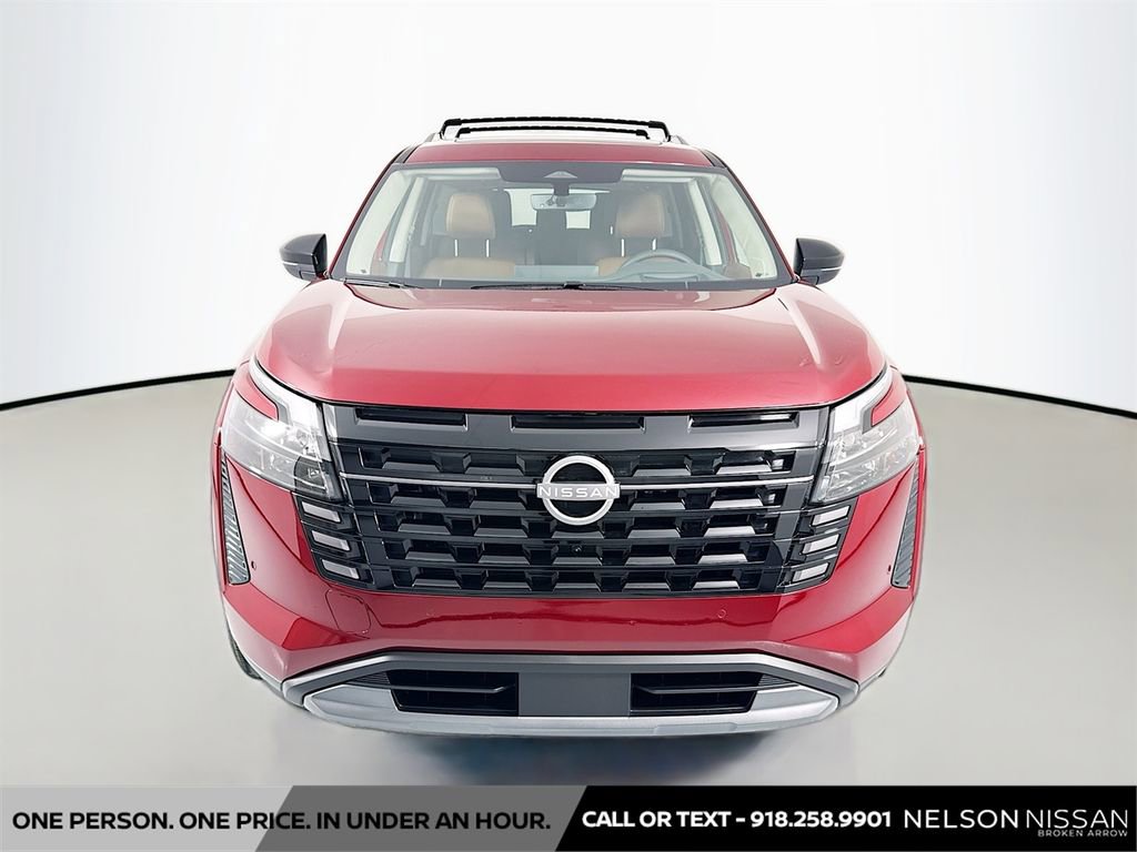 New 2026 Nissan Pathfinder Platinum AWD/4WD image 2
