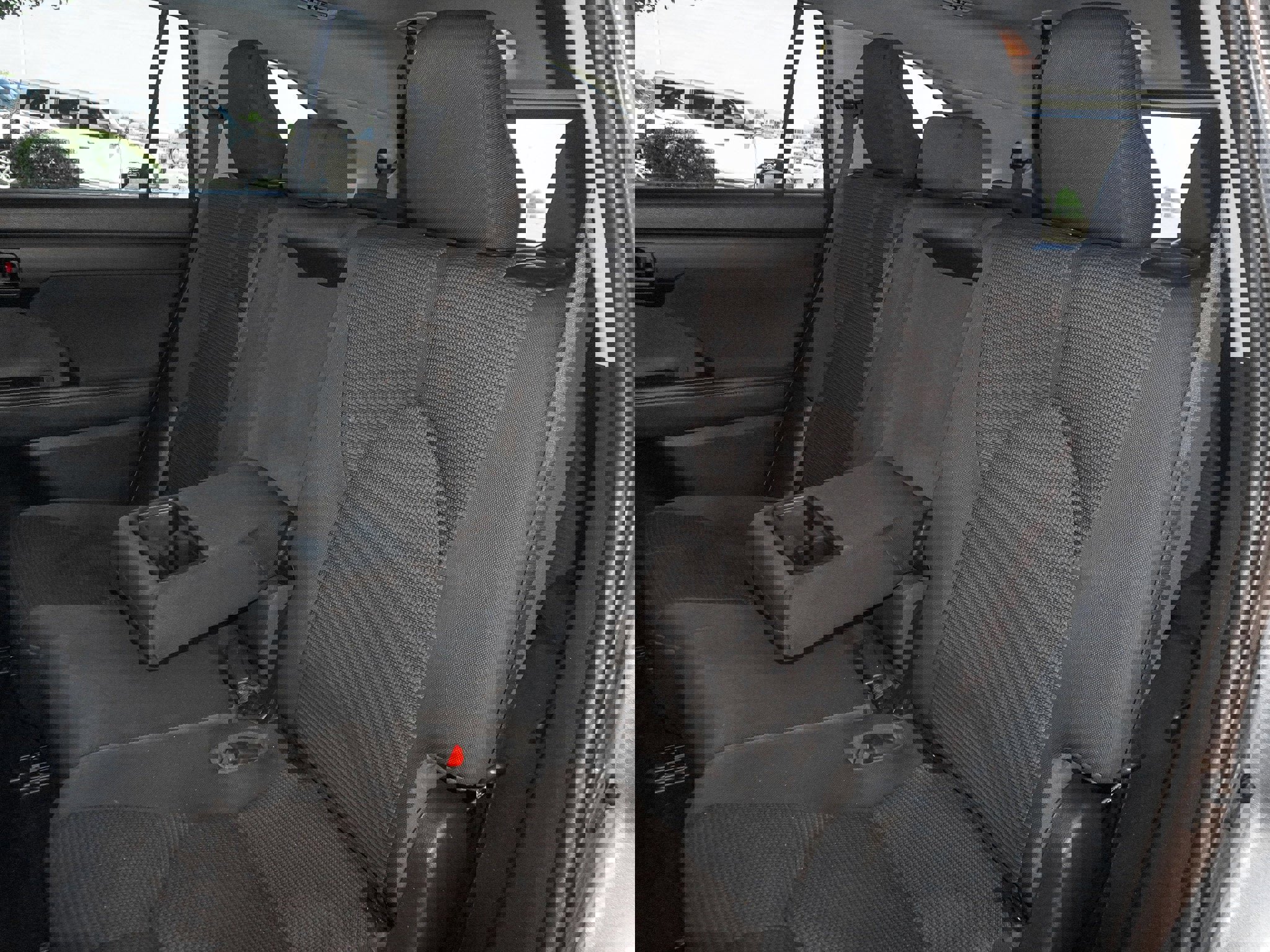 Used 2022 Toyota Highlander LE image 36