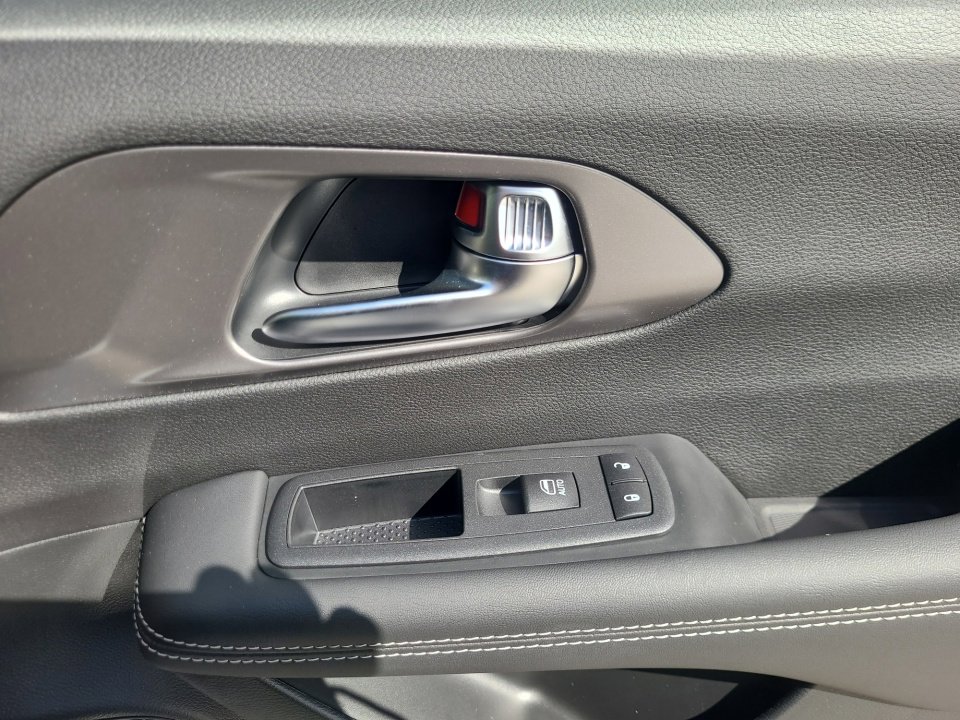 New 2026 Chrysler Pacifica Select image 31