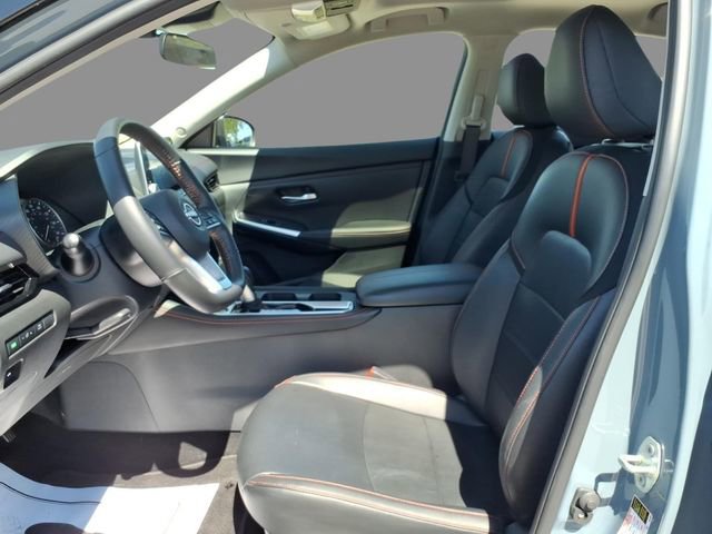 Used 2025 Nissan Sentra SR w/ SR Premium Package FWD image 20
