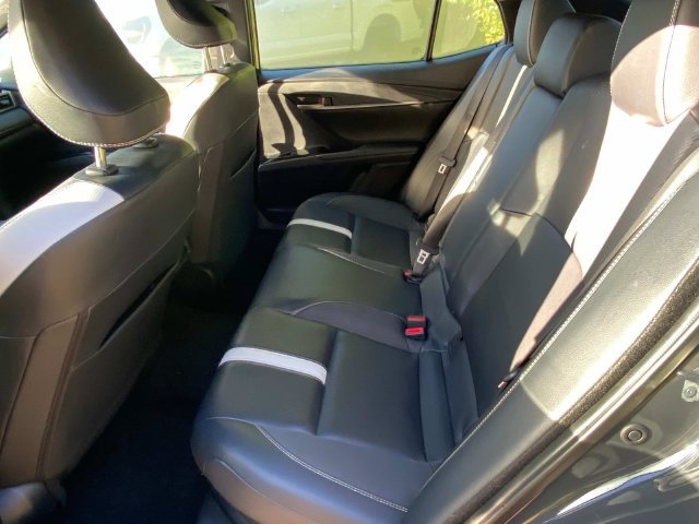 Used 2025 Toyota Camry SE w/ Convenience Package FWD image 8