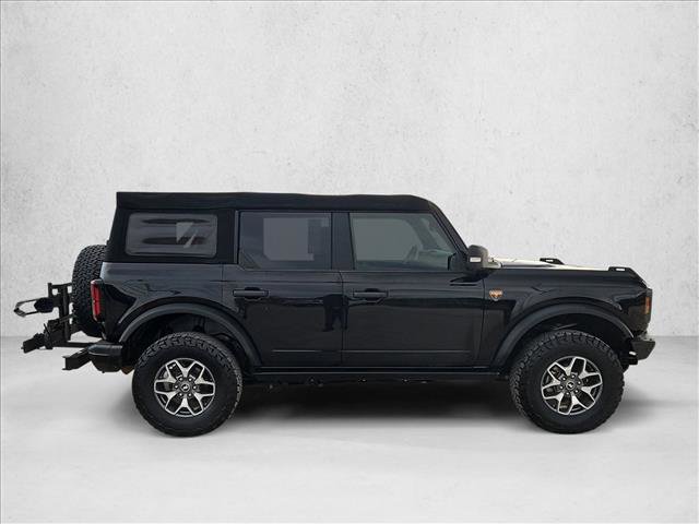 Used 2021 Ford Bronco Badlands image 4