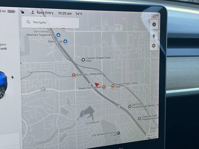 Used 2021 Tesla Model Y Long Range image 10