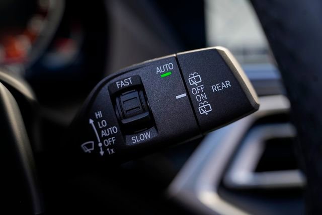 Used 2020 BMW X7 M50i w/ Dynamic Handling Package image 64
