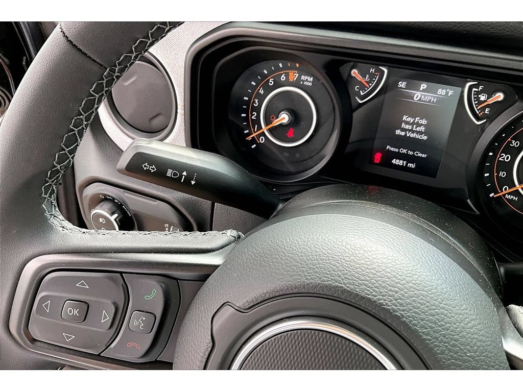 Used 2026 Jeep Gladiator Sport AWD/4WD image 20