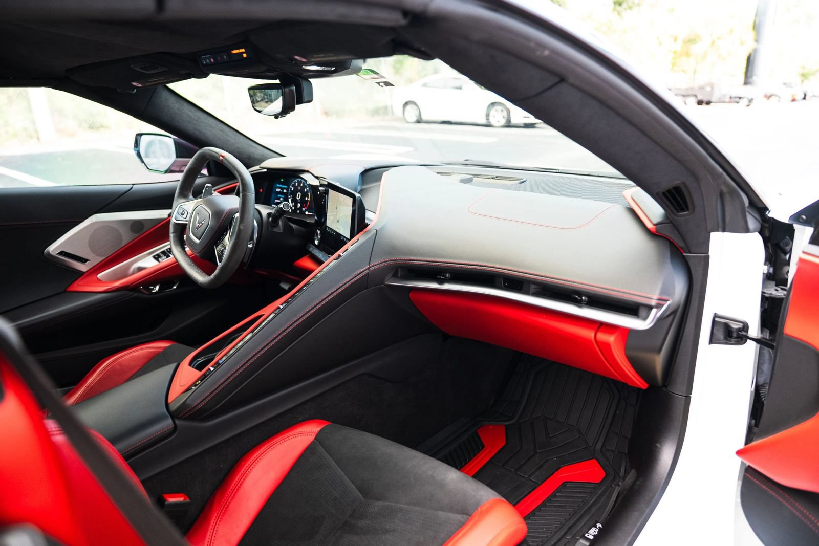 Used 2022 Chevrolet Corvette Stingray Premium Conv w/ Z51 Performance Package RWD image 15