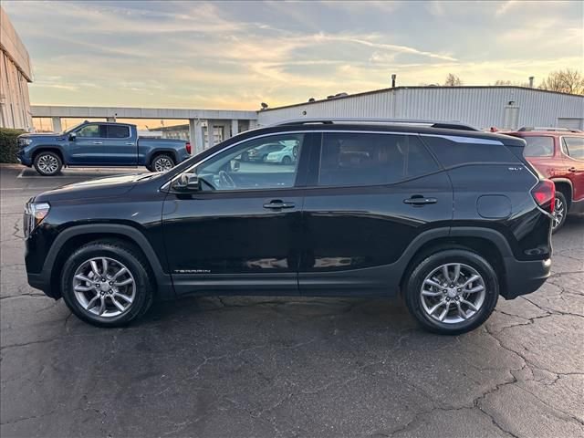 Certified 2022 GMC Terrain SLT image 7