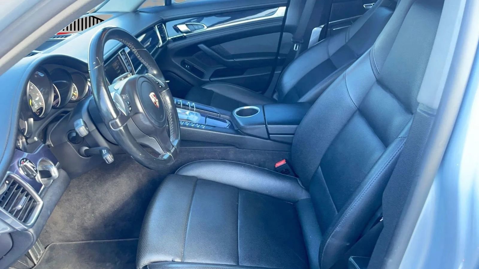 Used 2015 Porsche Panamera S RWD image 32
