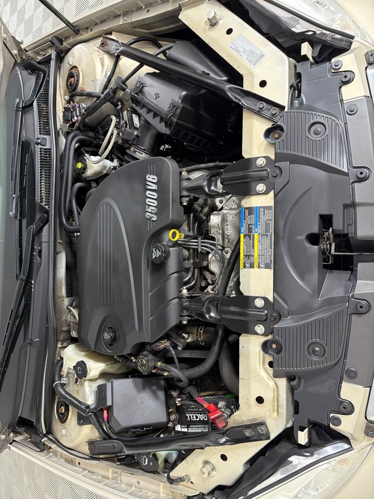 Used 2010 Chevrolet Impala LT FWD image 23