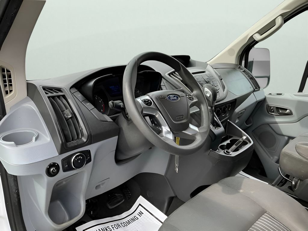 Used 2018 Ford Transit 350 XLT image 24