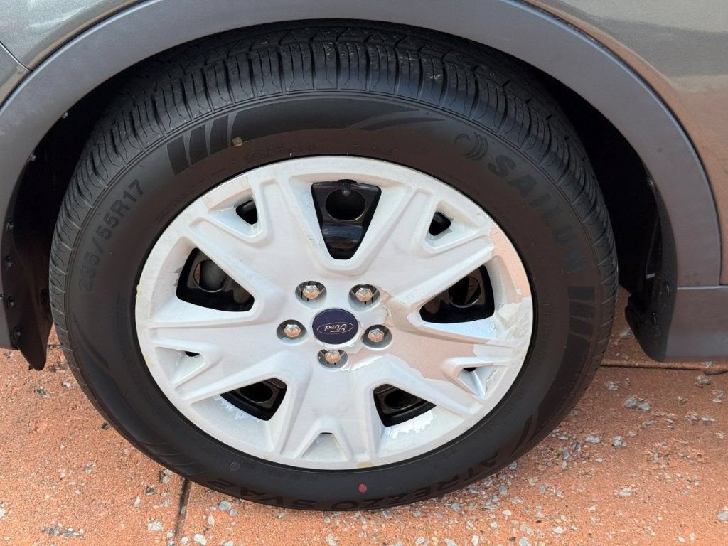 Used 2015 Ford Escape S FWD image 8