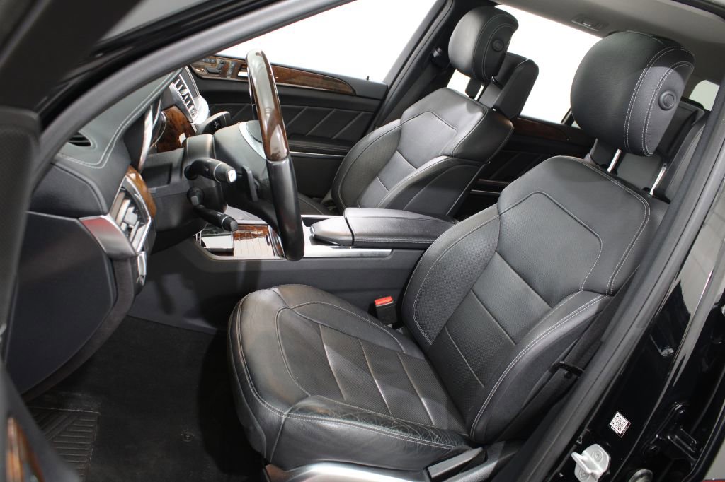 Used 2015 Mercedes-Benz GL 550 4MATIC image 20