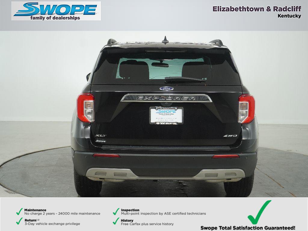 Used 2023 Ford Explorer XLT w/ Equipment Group 202A AWD/4WD image 4