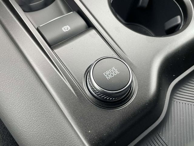New 2026 Ford Explorer Active RWD image 11