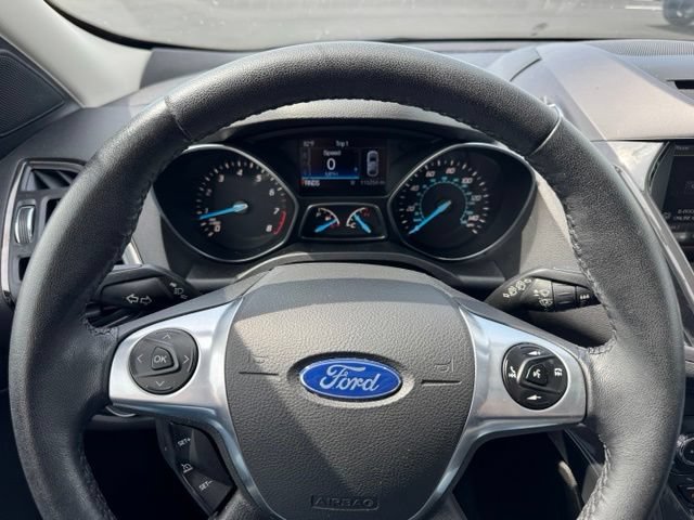Used 2015 Ford Escape Titanium w/ Equipment Group 301A FWD image 16