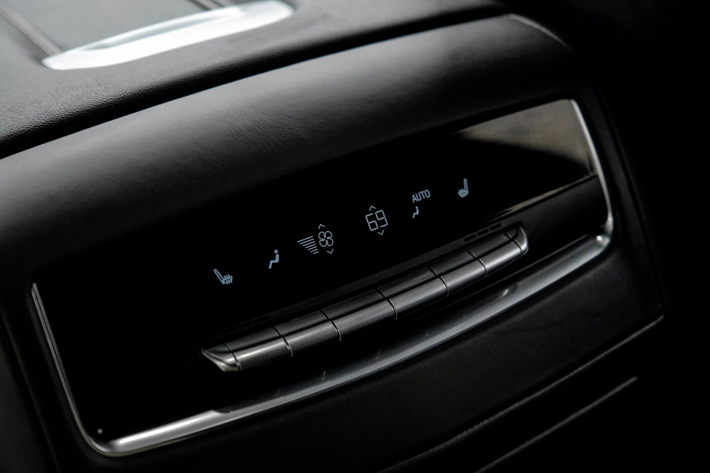 Used 2023 Cadillac Escalade V image 44
