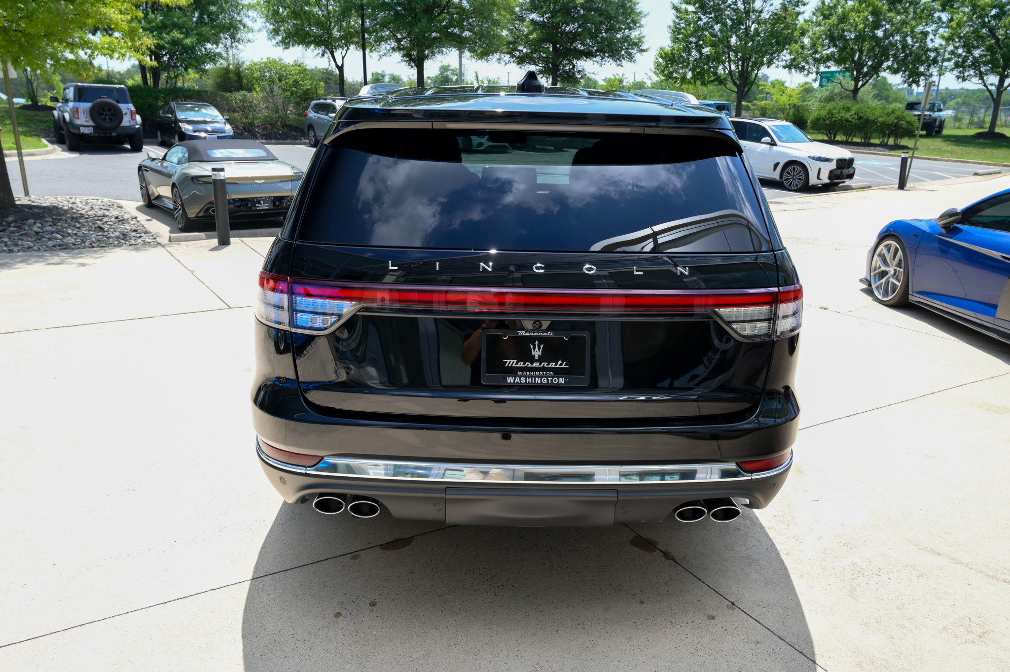 Used 2026 Lincoln Aviator Reserve AWD/4WD image 6