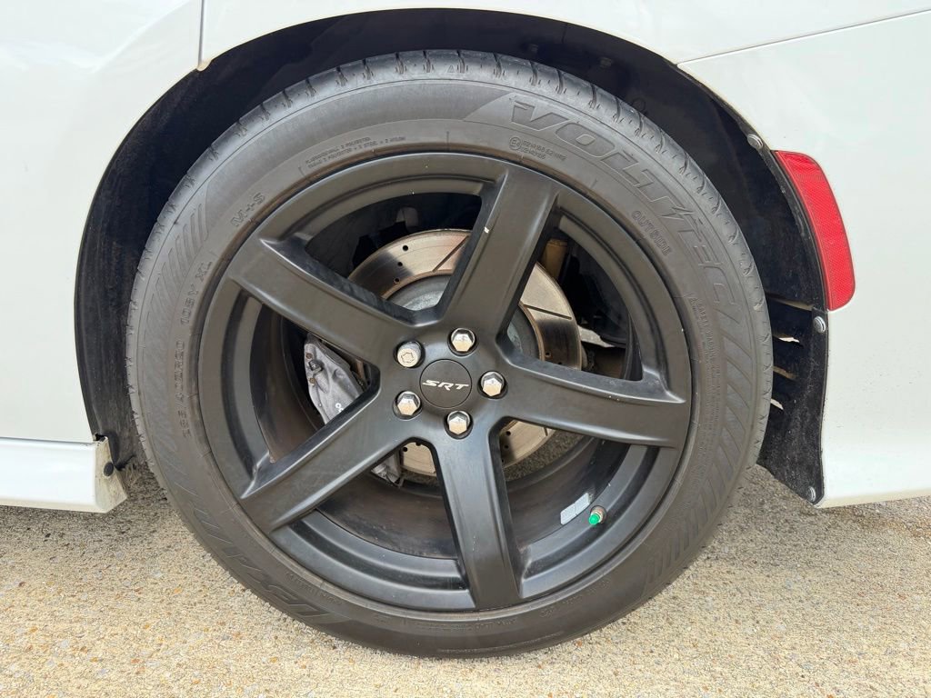 Used 2019 Dodge Charger SRT Hellcat w/ Navigation & Travel Group RWD image 10